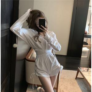 裸体动漫美女自慰
